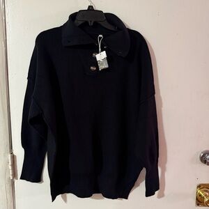 Stylish Black Men’s Cardigan with Brown Buttons